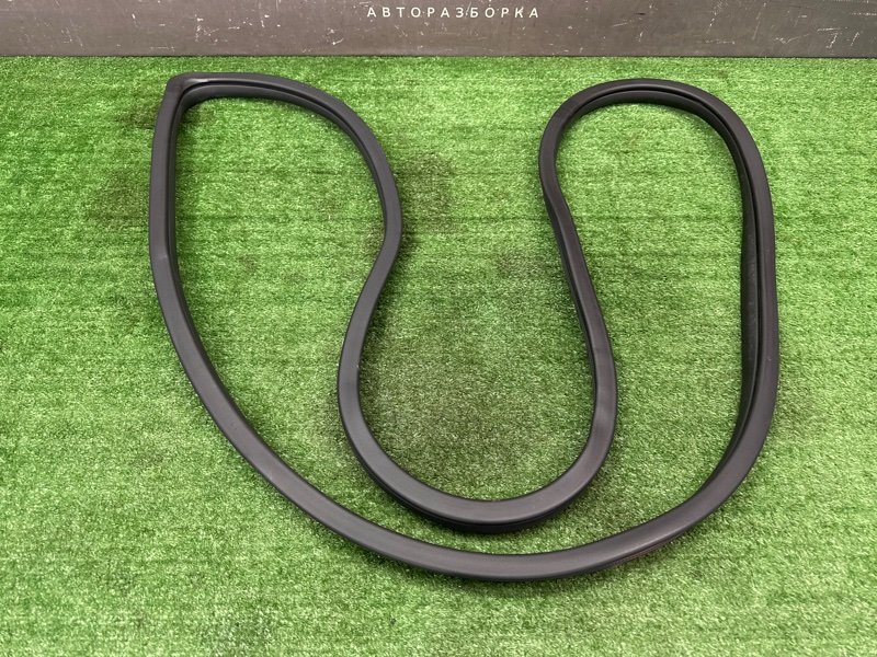 Уплотнитель проема двери Kia Soul 2014 SW