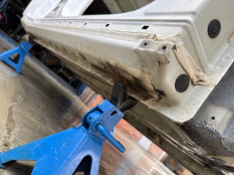 Порог со стойкой Kia Soul 2014 SW