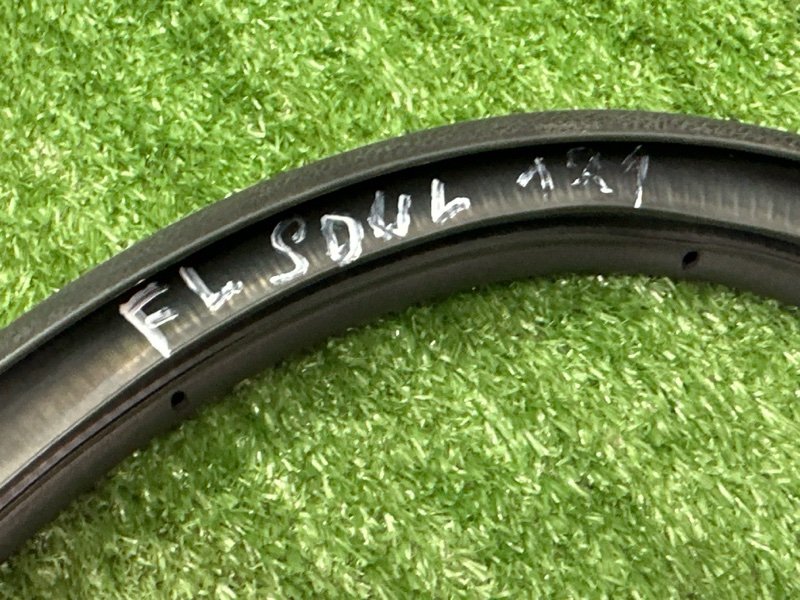 Уплотнитель проема двери Kia Soul 2014 SW