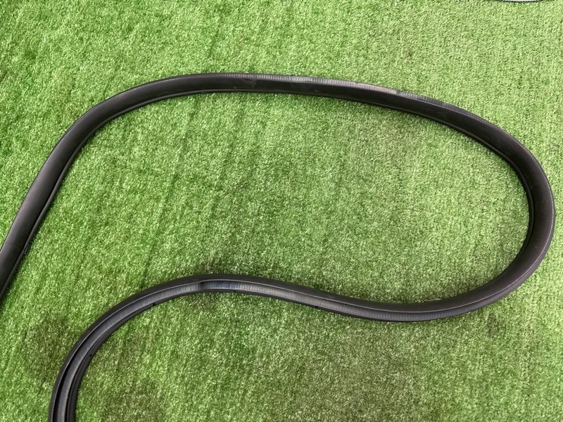 Уплотнитель проема двери Kia Soul 2014 SW