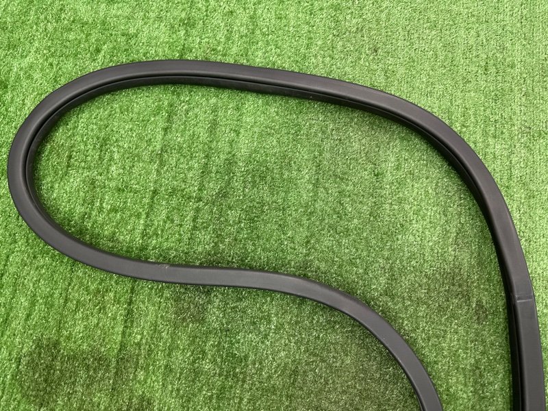 Уплотнитель проема двери Kia Soul 2014 SW