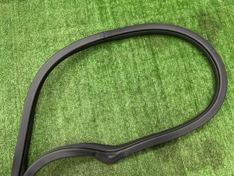 Уплотнитель проема двери Kia Soul 2014 SW