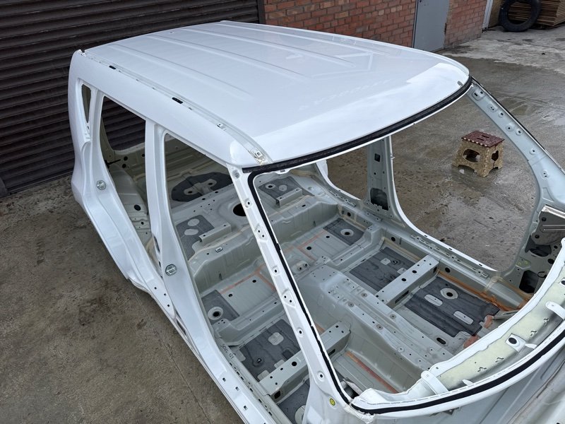 Крыша со стойками Kia Soul 2014 SW