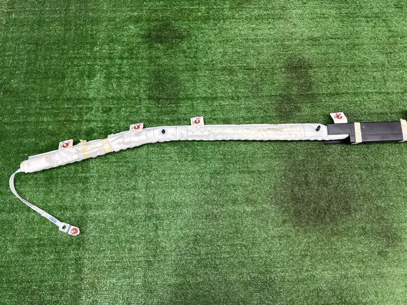 Направляющая полка (шторки) багажника правая Kia Soul 2014 SW