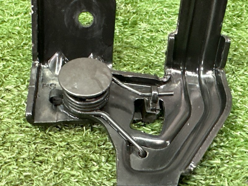 Фиксатор замка капота Kia Soul 2014 SW