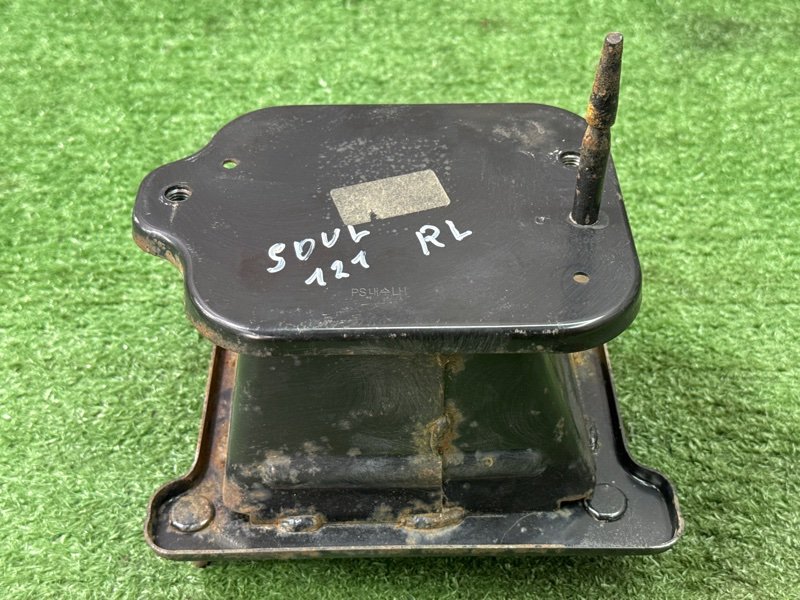 Кронштейн усилителя бампера Kia Soul 2014 SW