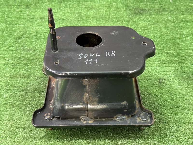 Кронштейн усилителя бампера Kia Soul 2014 SW