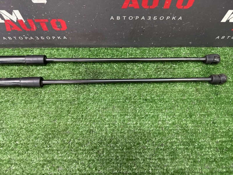 Упор капота Kia Soul 2014 SW