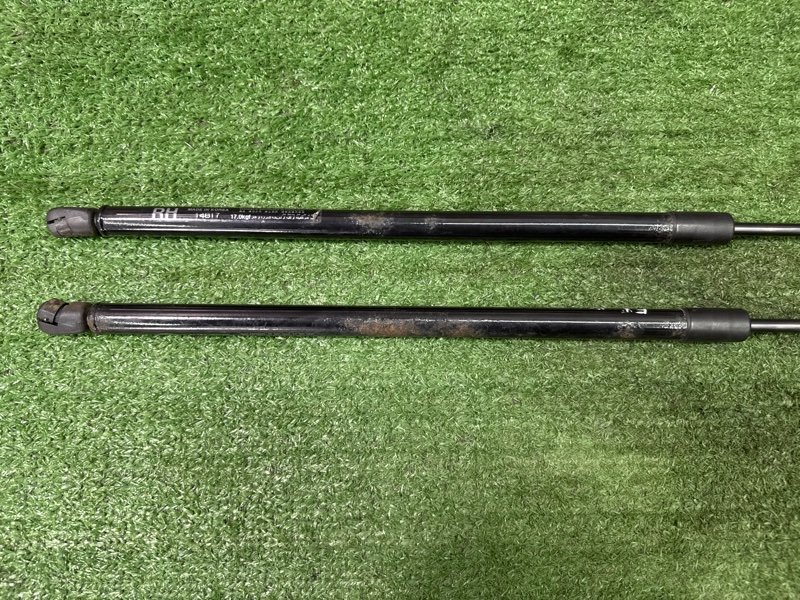 Упор капота Kia Soul 2014 SW