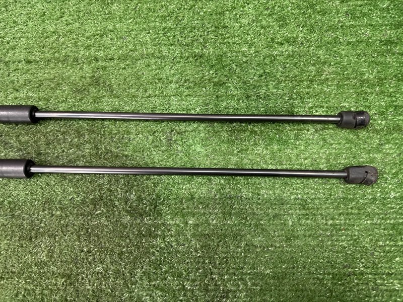 Упор капота Kia Soul 2014 SW