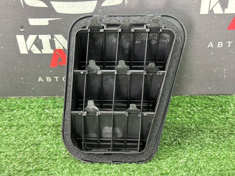 Решетка вентиляционная Kia Soul 2014 SW