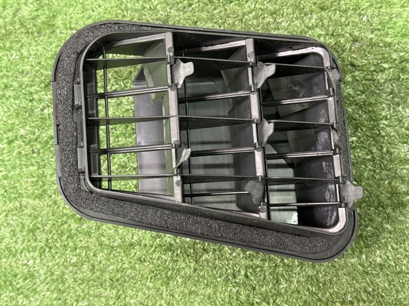 Решетка вентиляционная Kia Soul 2014 SW