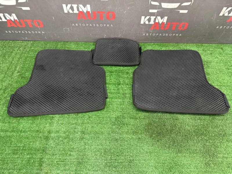 Коврики салонные Ford Kuga 2013 SUV