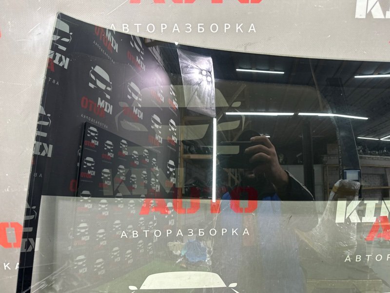Стекло лобовое Kia Soul 2014 SW