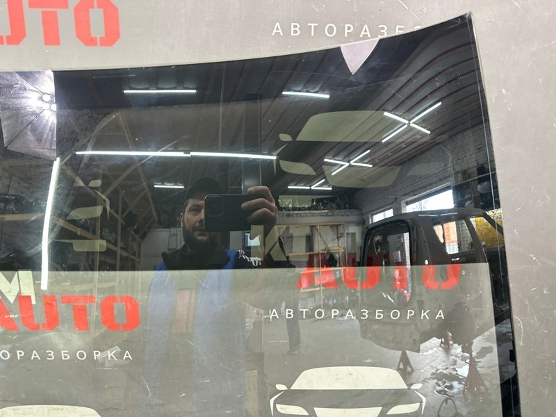 Стекло лобовое Kia Soul 2014 SW