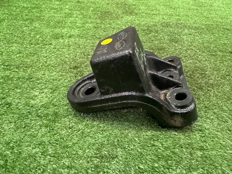 Кронштейн опоры двигателя Kia Soul 2014 SW