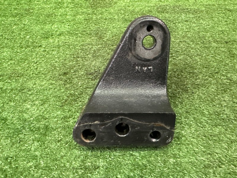 Кронштейн опоры двигателя Kia Soul 2014 SW