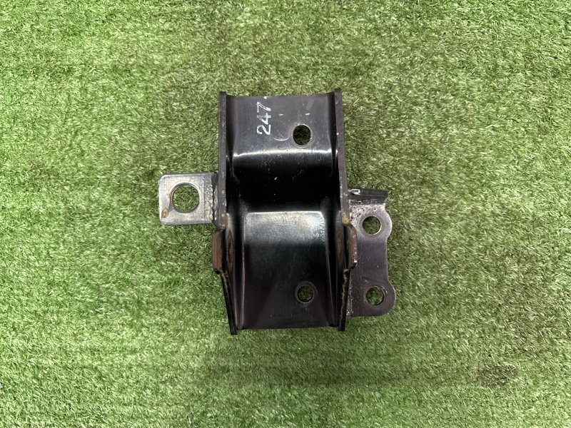 Кронштейн кпп Kia Soul 2014 SW