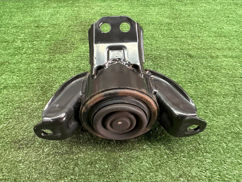 Опора двигателя (подушка ДВС) Kia Soul 2014 SW