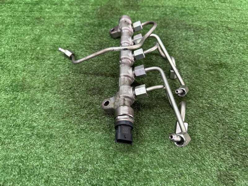 Топливная рейка Kia Soul 2014 SW