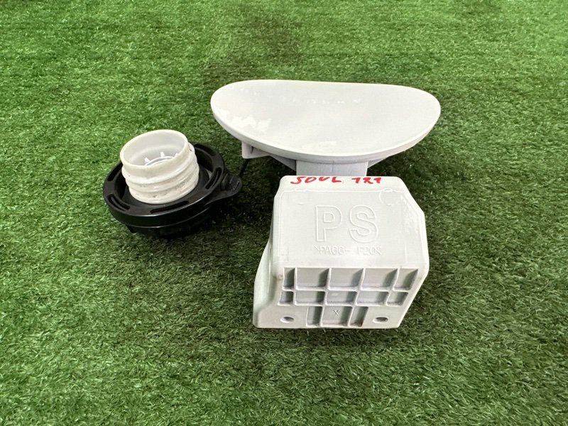 Лючок бензобака с крышкой Kia Soul 2014 SW