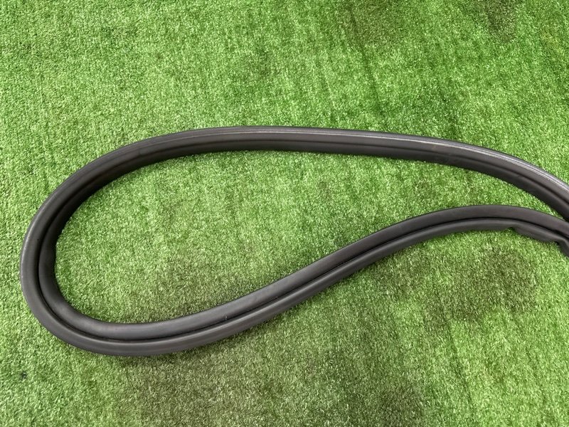 Уплотнитель багажника Kia Soul 2014 SW