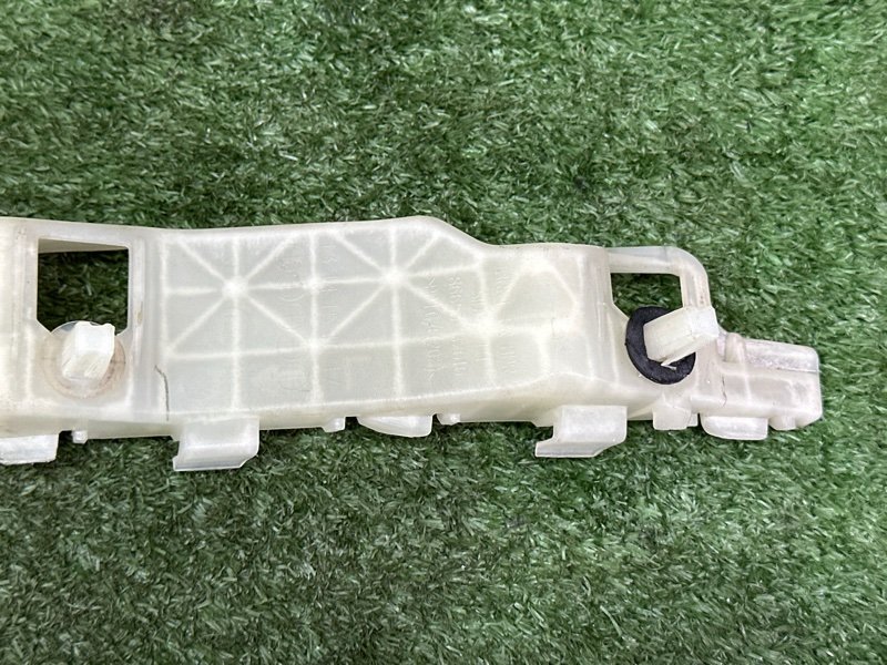 Кронштейн бампера Kia Soul 2014 SW