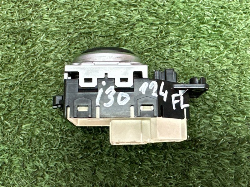 Блок управления зеркалами Hyundai i30 2013