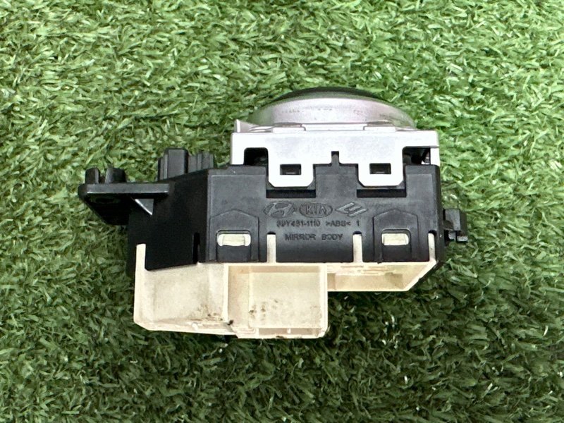 Блок управления зеркалами Hyundai i30 2013