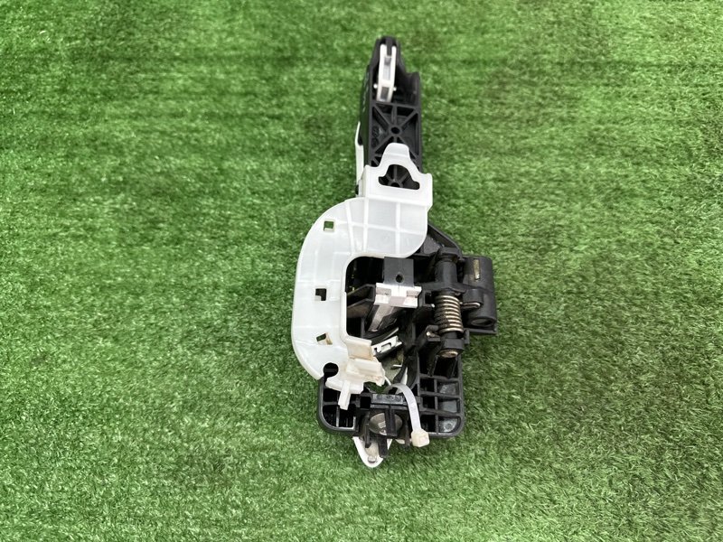 Ручка двери наружная в сборе Hyundai i30 2013