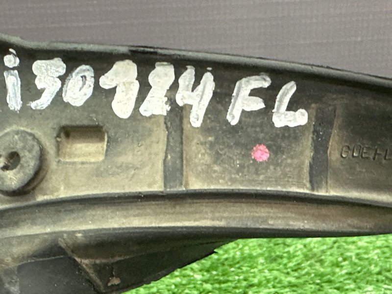 Уплотнитель двери Hyundai i30 2013