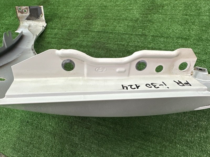 Крыло Hyundai i30 2013