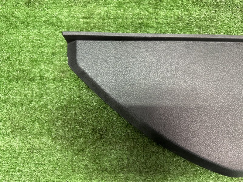 Накладка торпедо боковая Hyundai i30 2013