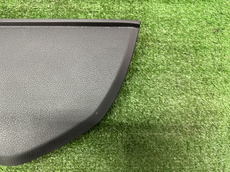 Накладка торпедо боковая Hyundai i30 2013