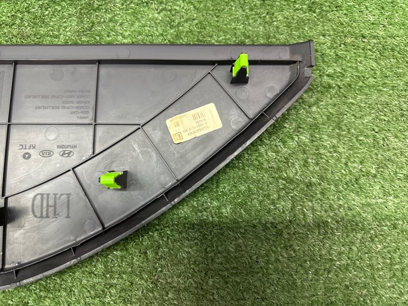 Накладка торпедо боковая Hyundai i30 2013