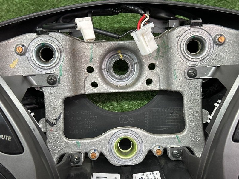 Руль с кнопками Hyundai i30 2013