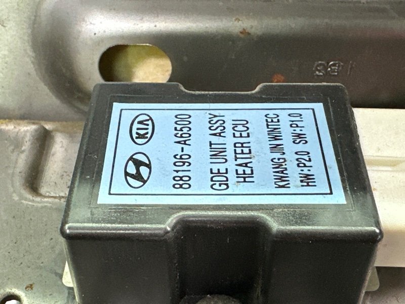 Сиденье с подогревом Hyundai i30 2013