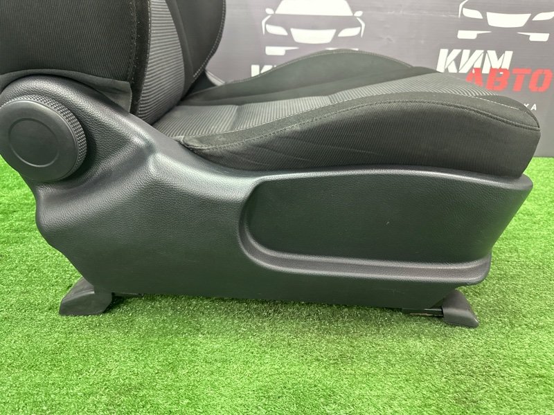 Сиденье с подогревом Hyundai i30 2013