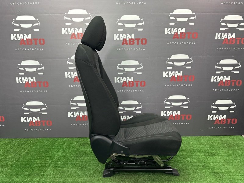 Сиденье с подогревом Hyundai i30 2013
