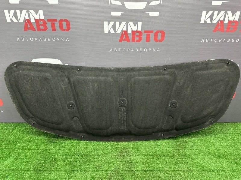 Шумоизоляция капота Hyundai i30 2013