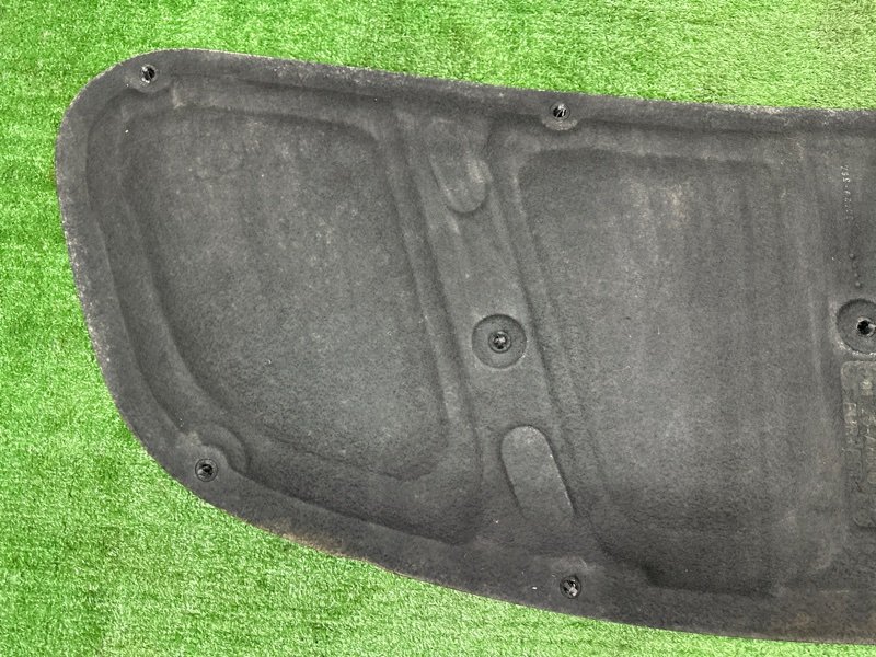 Шумоизоляция капота Hyundai i30 2013