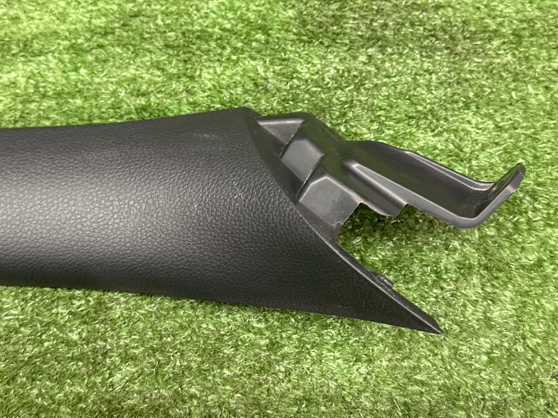 Накладка крышки багажника Hyundai i30 2013