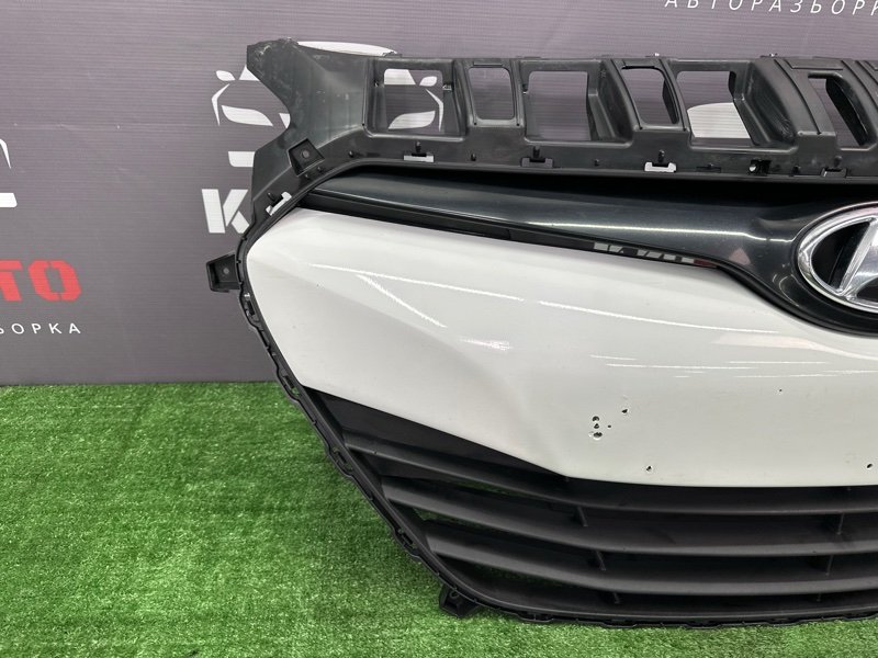 Решетка радиатора Hyundai i30 2013