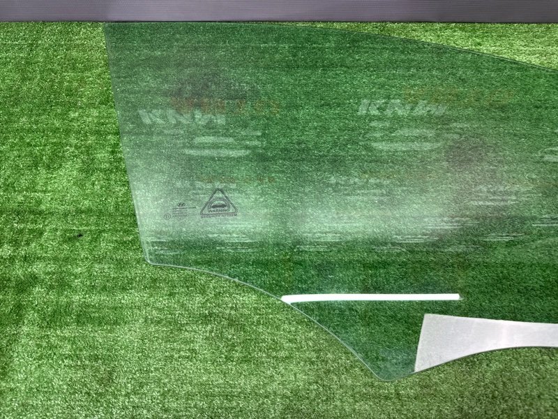 Стекло двери Hyundai i30 2013