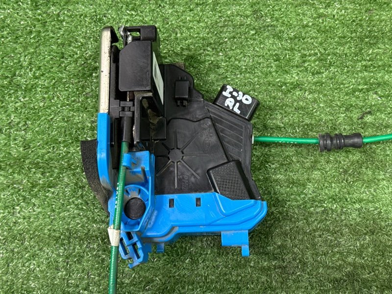 Замок двери Hyundai i30 2013