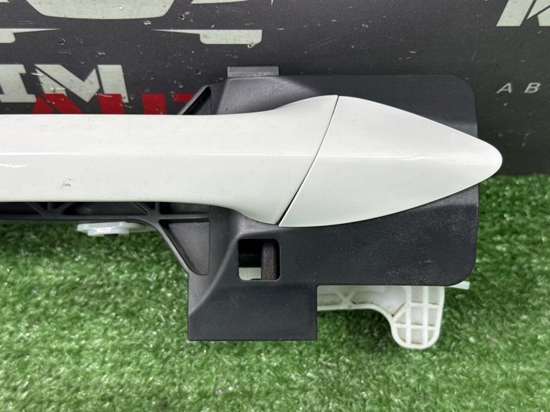 Ручка двери наружная в сборе Hyundai i30 2013