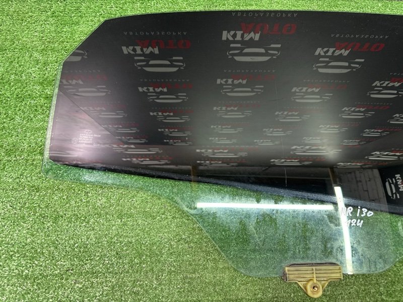 Стекло двери Hyundai i30 2013