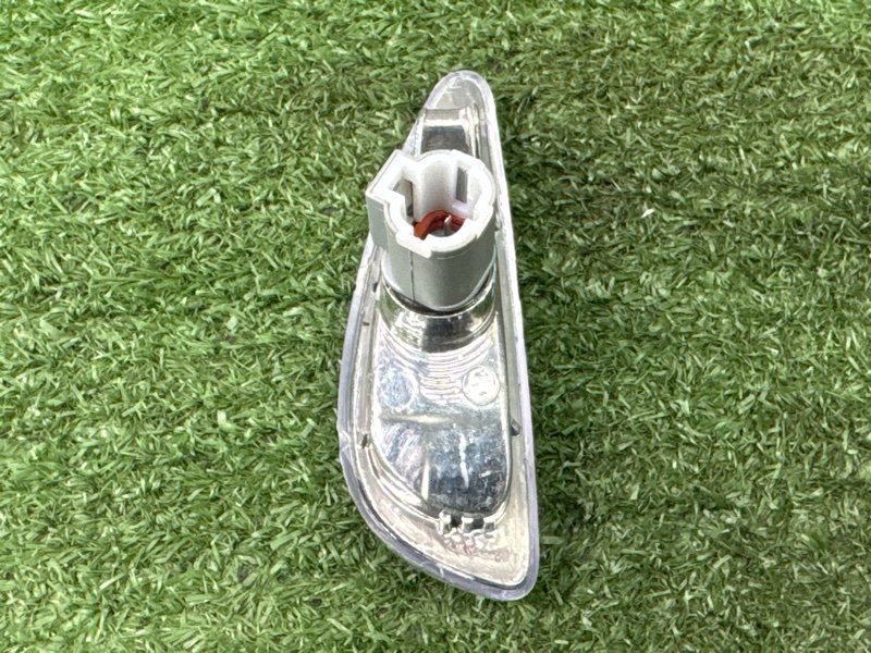 Повторитель поворота в крыло Hyundai i30 2013