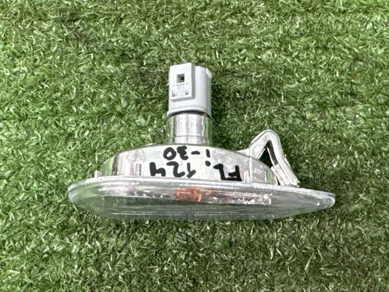 Повторитель поворота в крыло Hyundai i30 2013