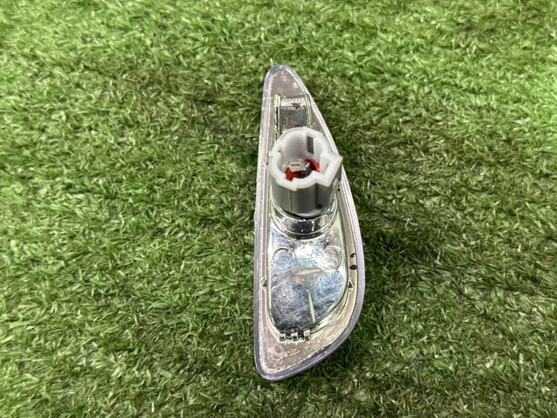 Повторитель поворота в крыло Hyundai i30 2013